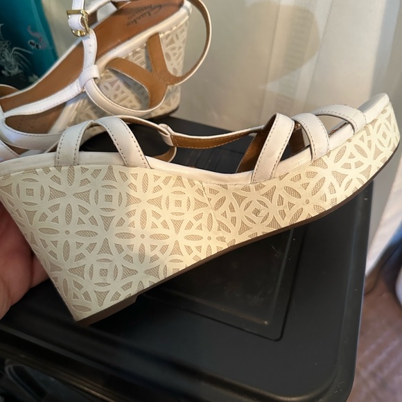 New! Clark’s White Leather Strappy Wedge Platform Heels - Picture 6 of 15